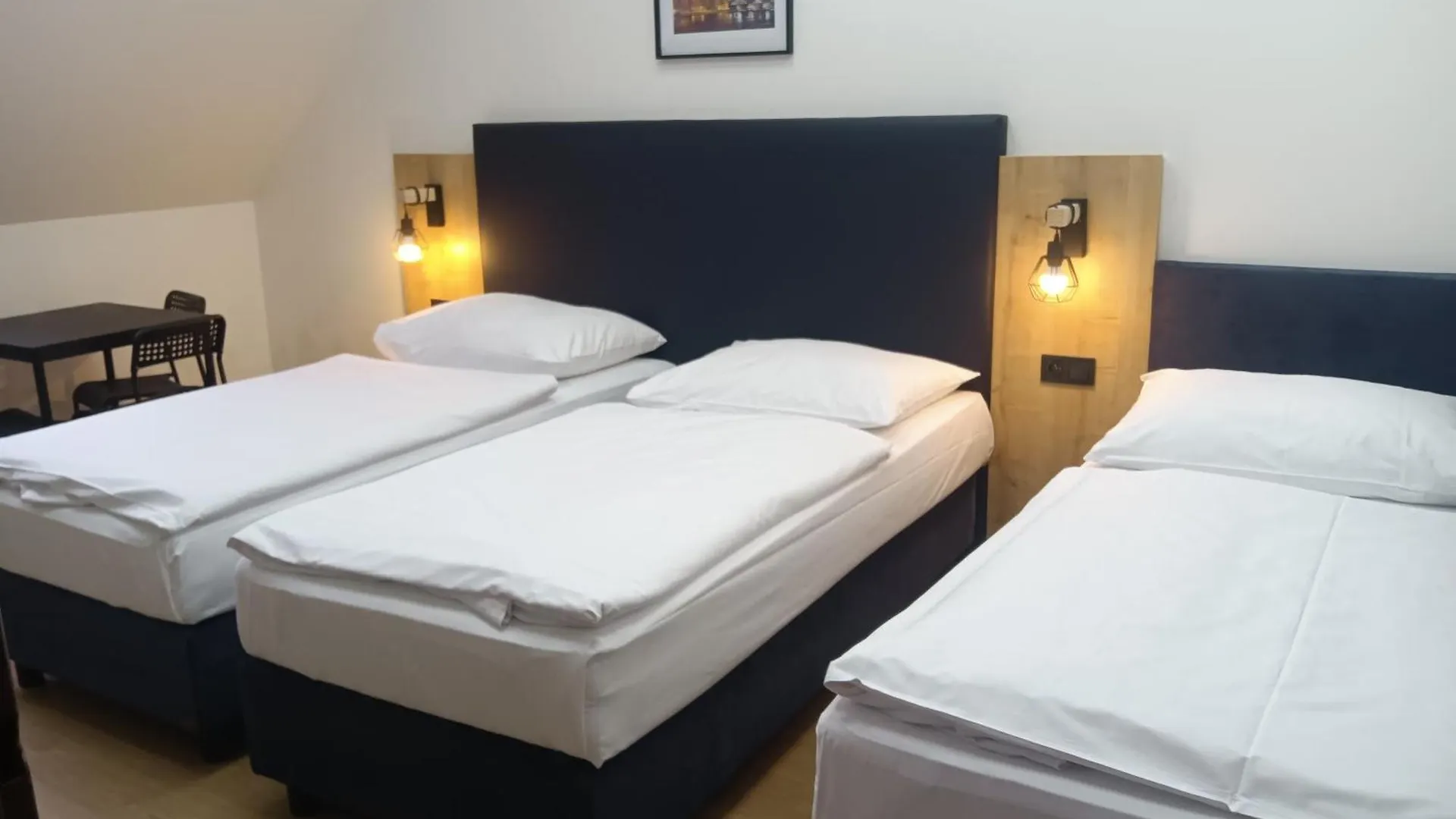 براغ Powder Tower Suites شقة فندقية