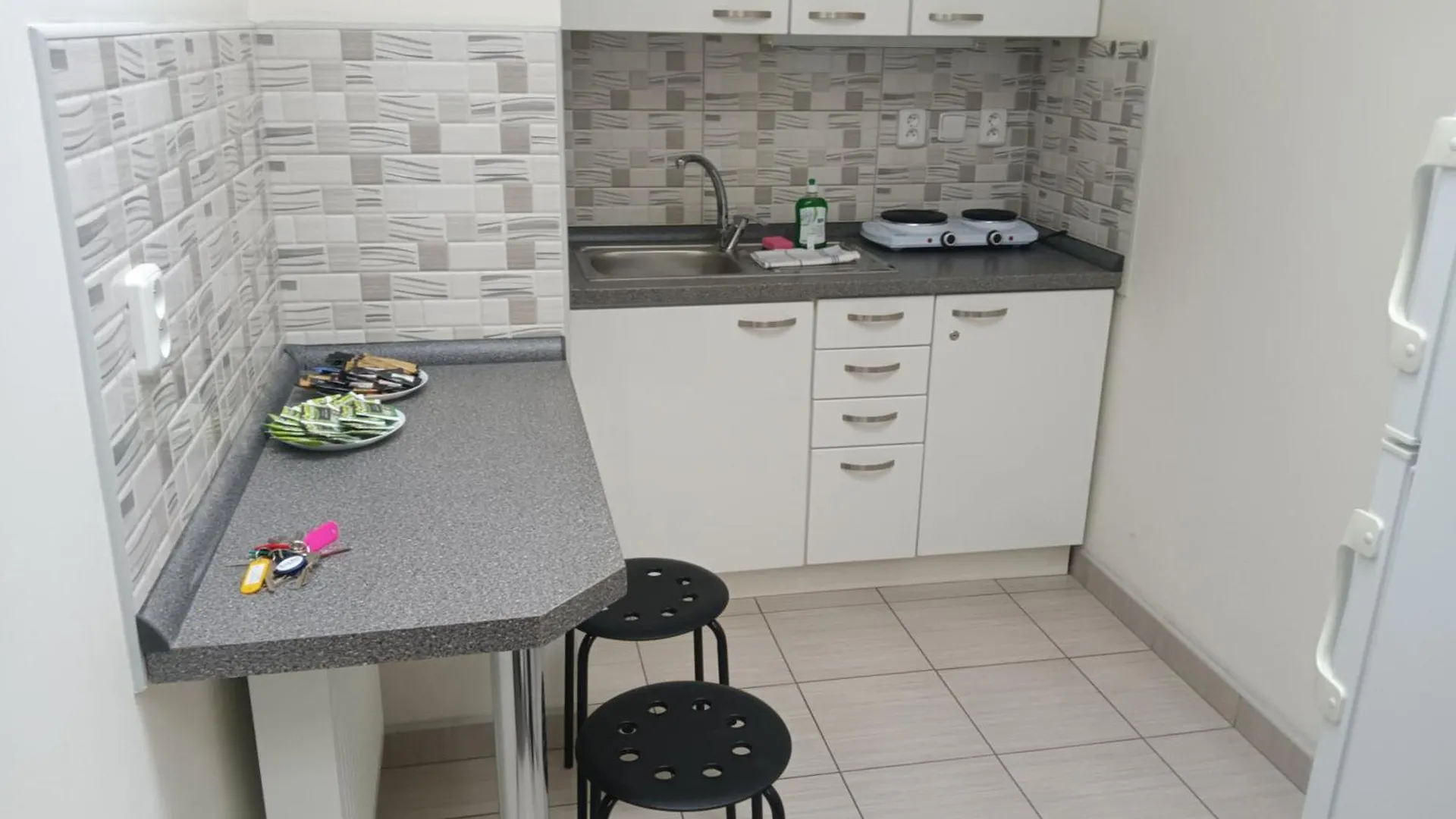 براغ Powder Tower Suites