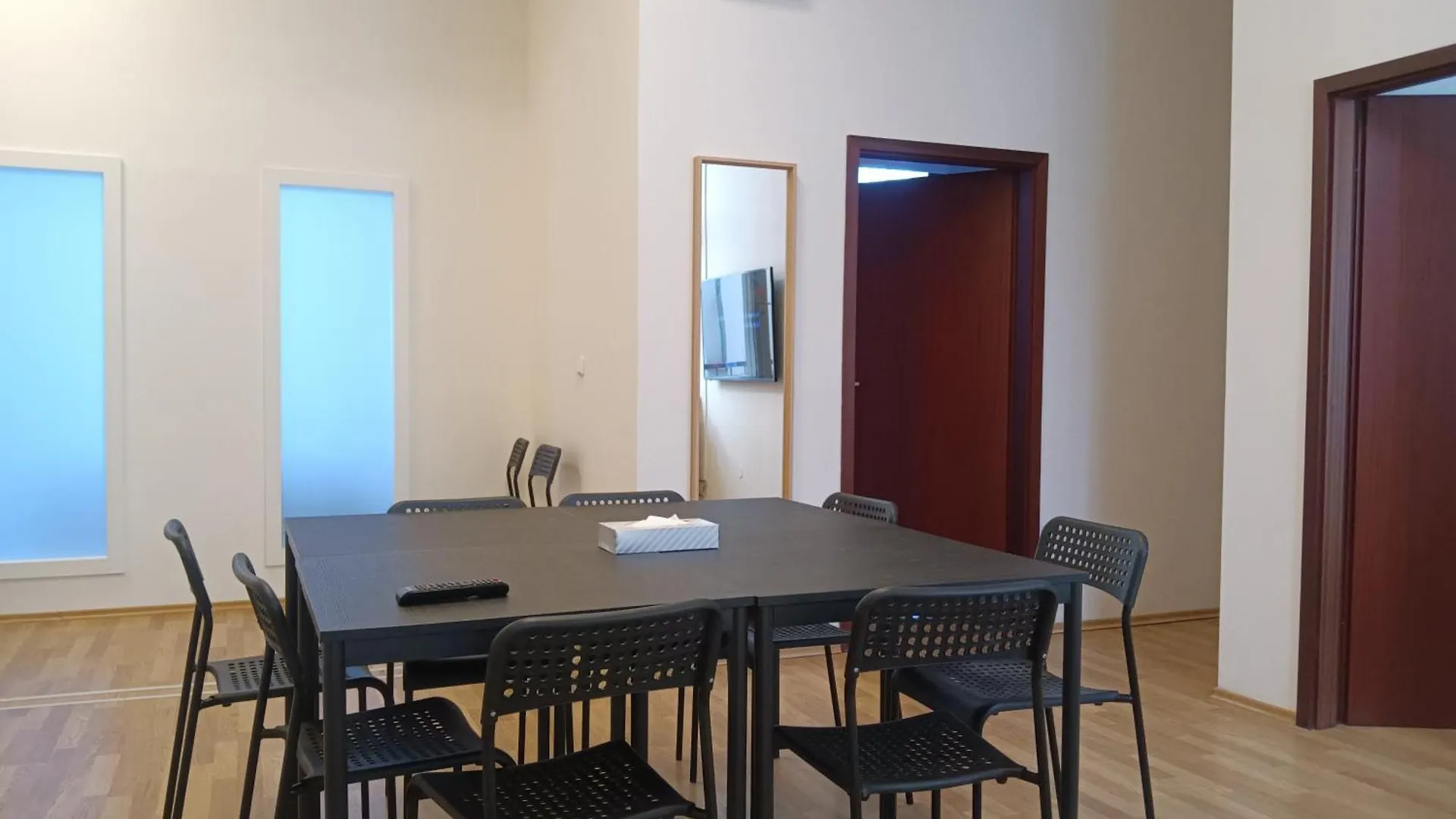 براغ Powder Tower Suites